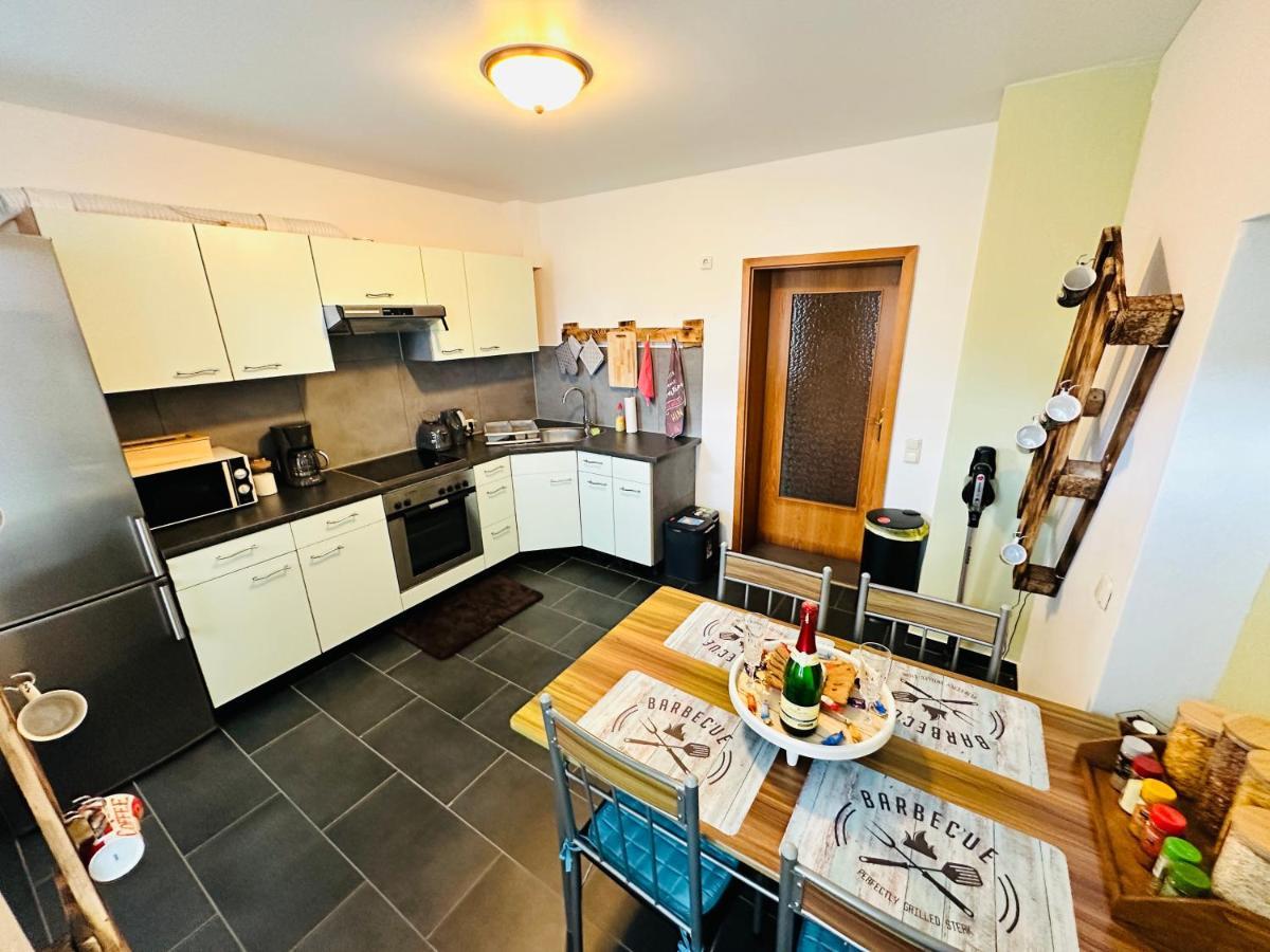Gemuetliche Wohnung In Gruenhainichen Erzgebirge Grunhainichen Exterior foto