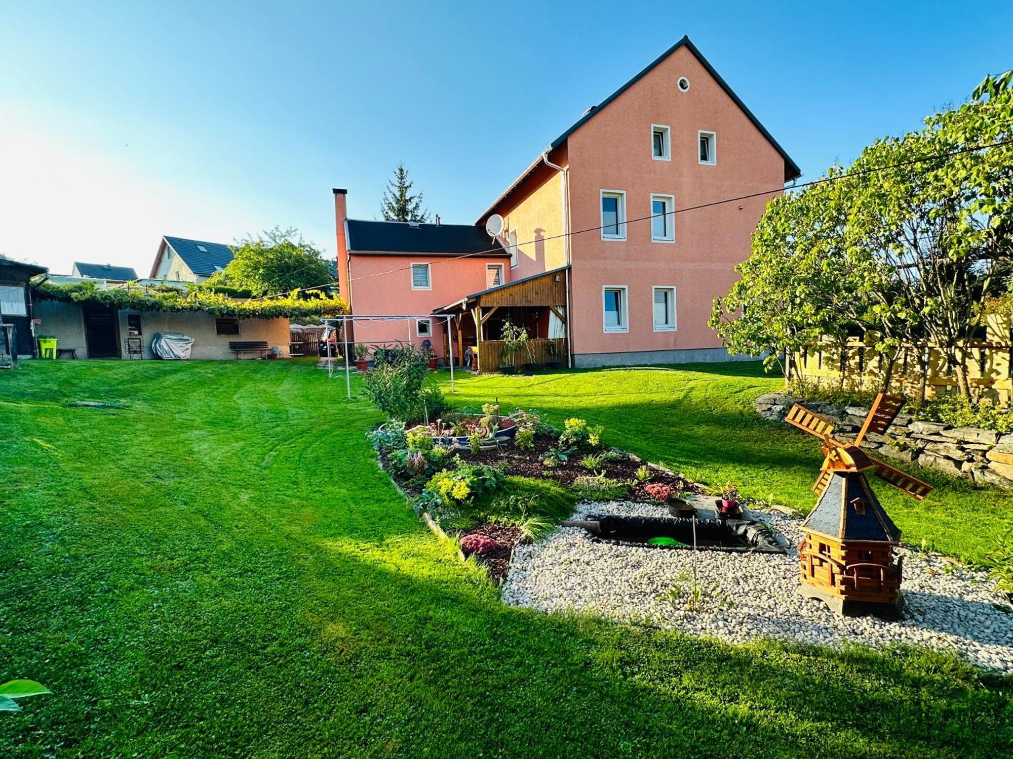 Gemuetliche Wohnung In Gruenhainichen Erzgebirge Grunhainichen Exterior foto