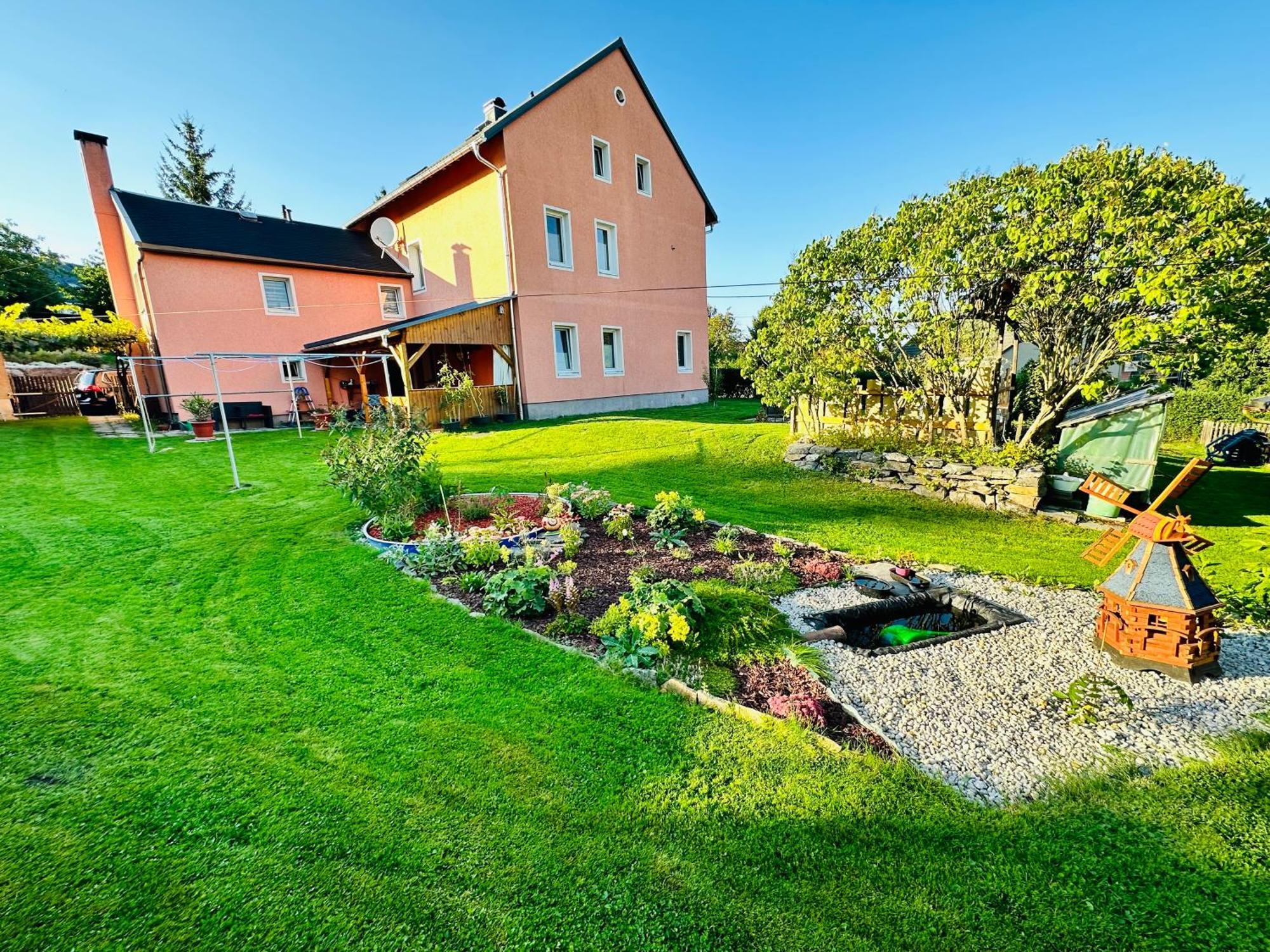 Gemuetliche Wohnung In Gruenhainichen Erzgebirge Grunhainichen Exterior foto